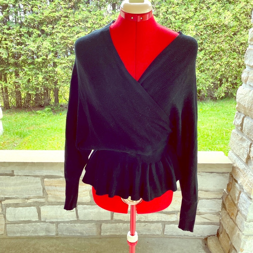 Beautiful sweater from Kilky TU.